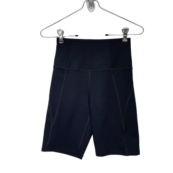 NEW!! Girlfriend Collective High Waist Bike Shorts in black, XS - Picture 3 of 8